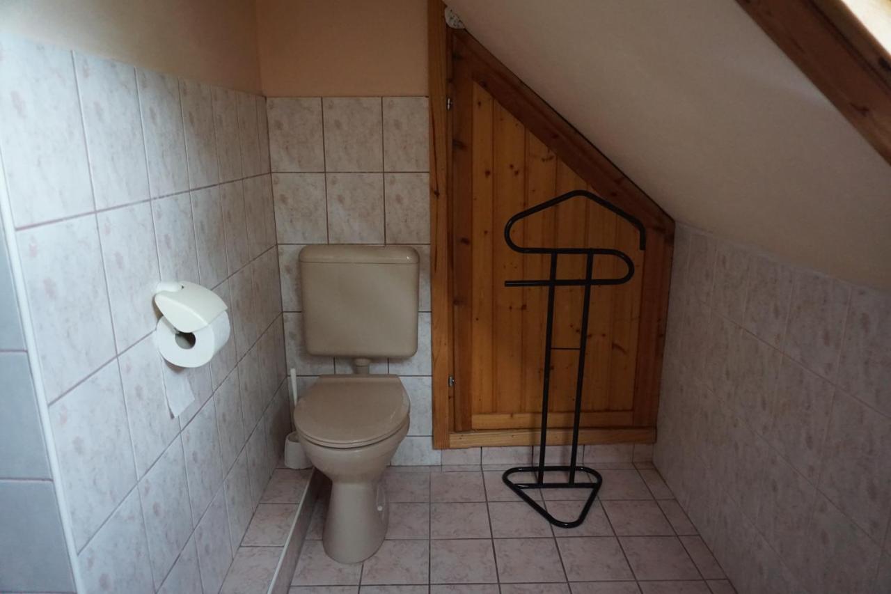 SzoladGrosses Ferienhaus Plattensee Balaton - Nyaralo Haz 6 Szobaval, 5 Fuerdoszobaval, 3000 Nmアパートメント エクステリア 写真