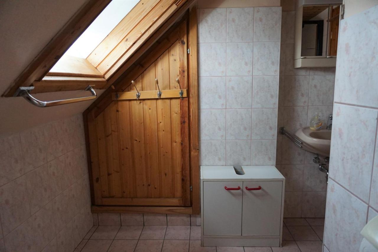 SzoladGrosses Ferienhaus Plattensee Balaton - Nyaralo Haz 6 Szobaval, 5 Fuerdoszobaval, 3000 Nmアパートメント エクステリア 写真